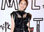 杨千嬅大婚将近心情好 玩笑称丁子高“没心没肺”