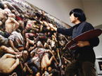 世界看湖南20130611期：李自建“人性与爱”主题画展