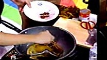 专家教你活虫烹饪 享受美食宴